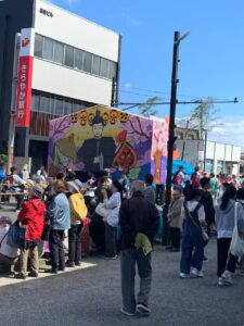 いー庄内ドットコム | 鶴岡市天神祭本祭パレード開始 2024年5月25日
