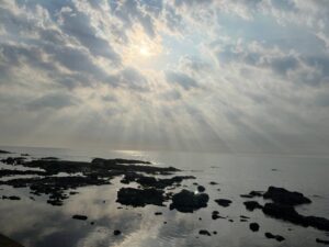 いー庄内ドットコム | やわらかい色彩 海と空ジャーナル 庄内海岸 鶴岡市