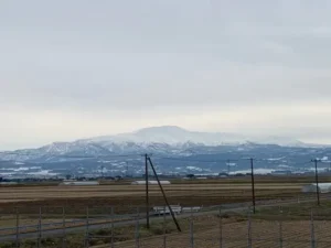 いー庄内ドットコム | こころいやされるすがすがしい山々 鶴岡市